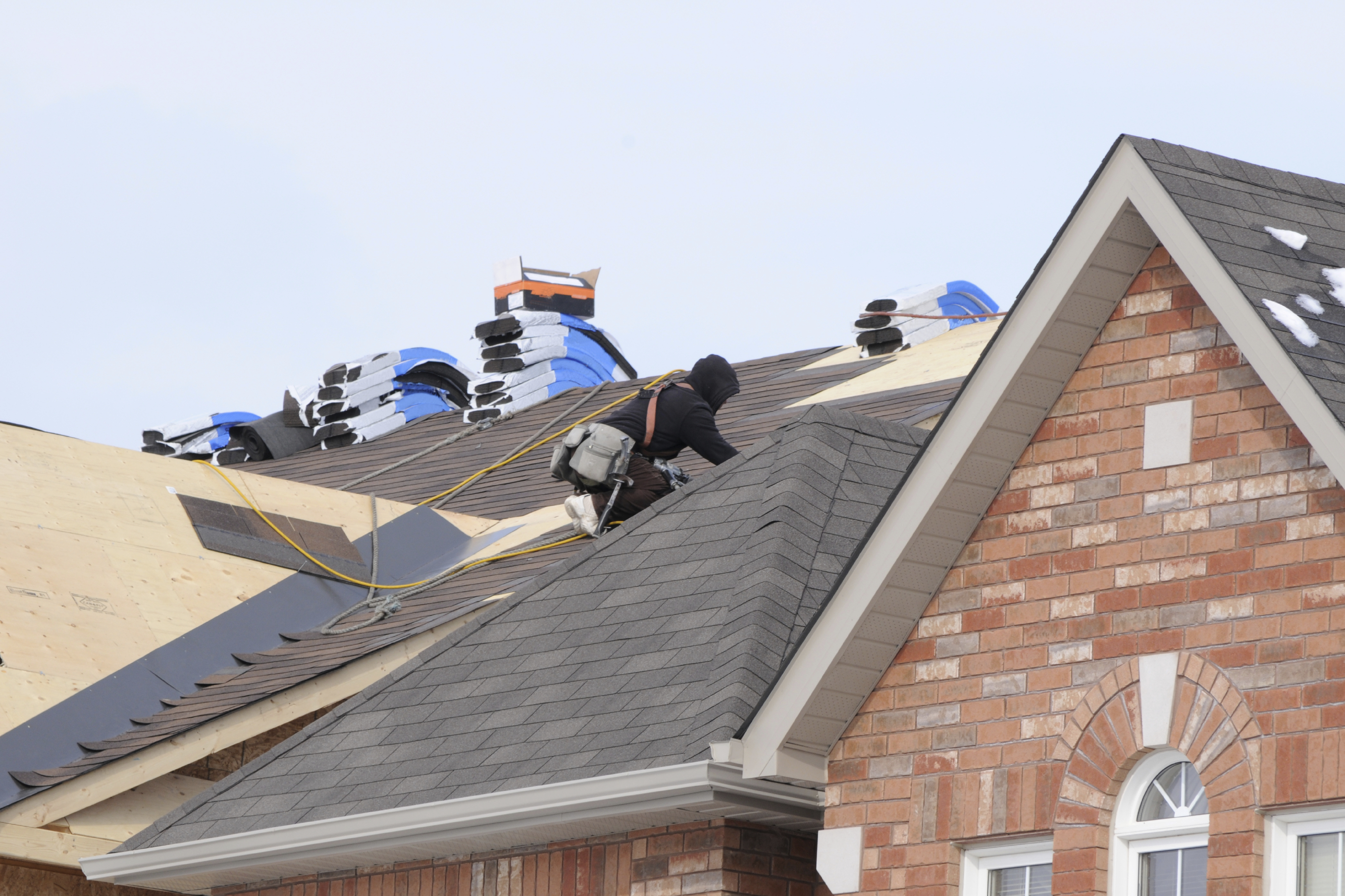 How An Expert Will Assist You To Manage Roofing Oklahoma City?